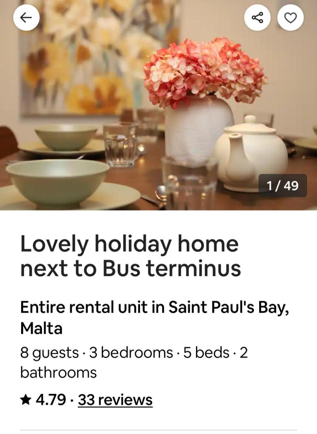Lovely Holiday Home Next To Bus Terminus 세인트폴스베이 외부 사진
